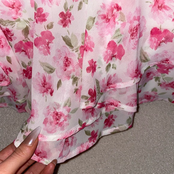 White Pink Floral Off Shoulder Romper - Picture 6 of 13
